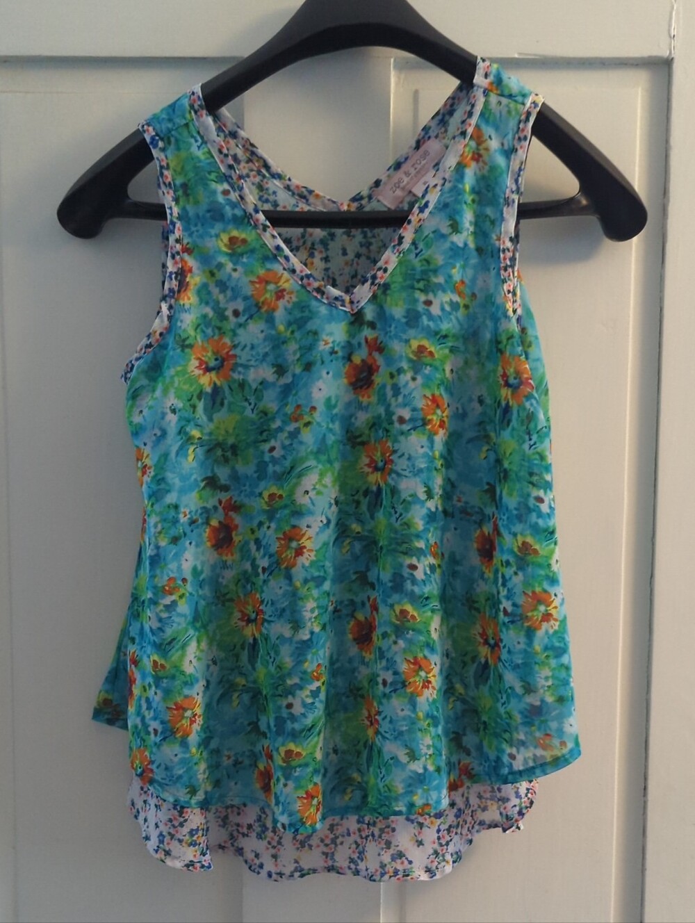 Zoe & Rose Teal Floral V-Neck Layered Tank